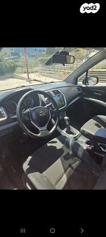 סוזוקי קרוסאובר