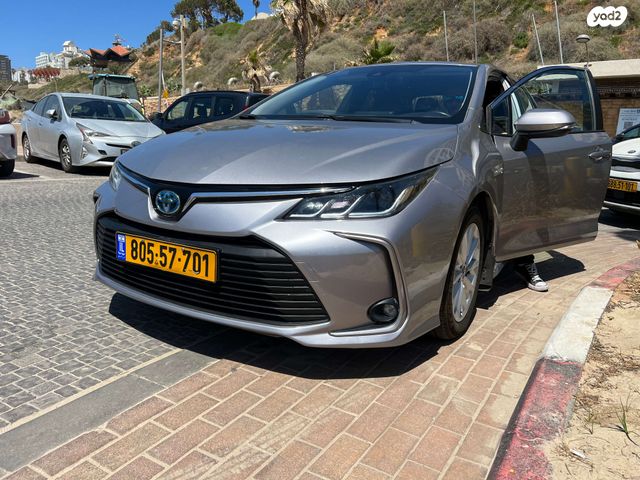 טויוטה קורולה
