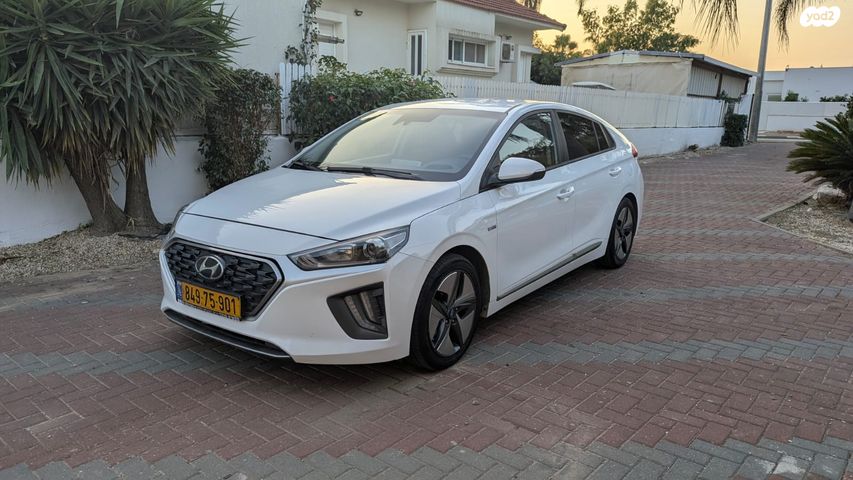 יונדאי איוניק