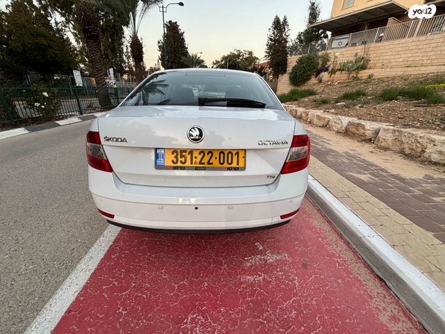 סקודה אוקטביה