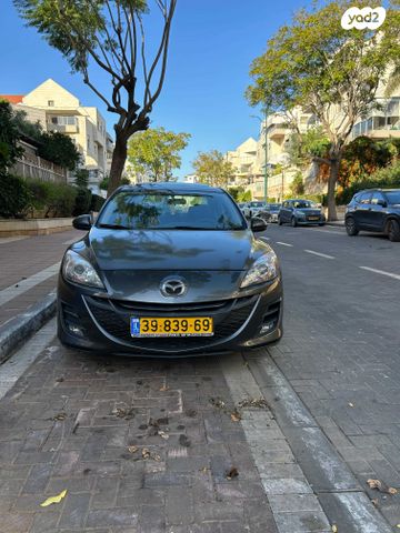 מאזדה 3