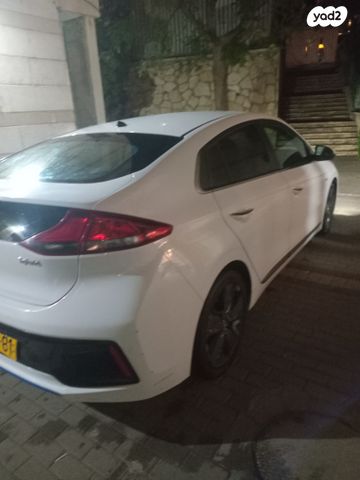 יונדאי איוניק