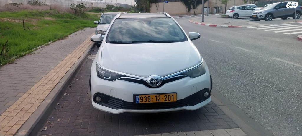 טויוטה אוריס