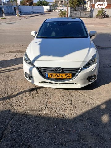מודעת רכב מאזדה 3