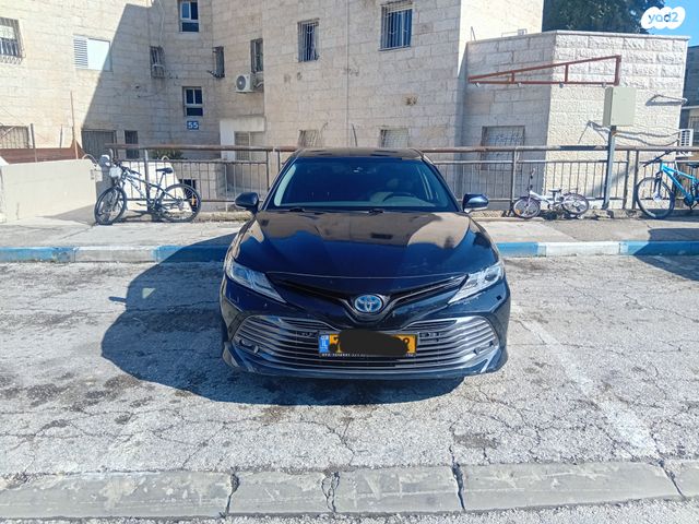 מודעת רכב טויוטה קאמרי