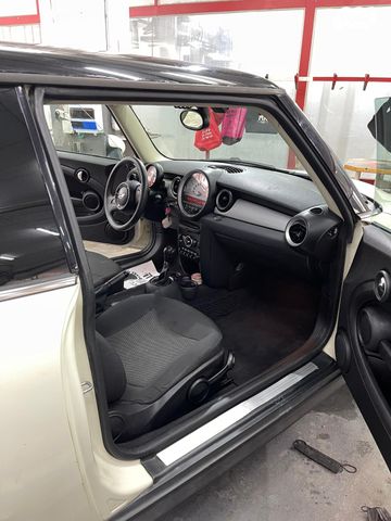 מודעת רכב מיני קופר