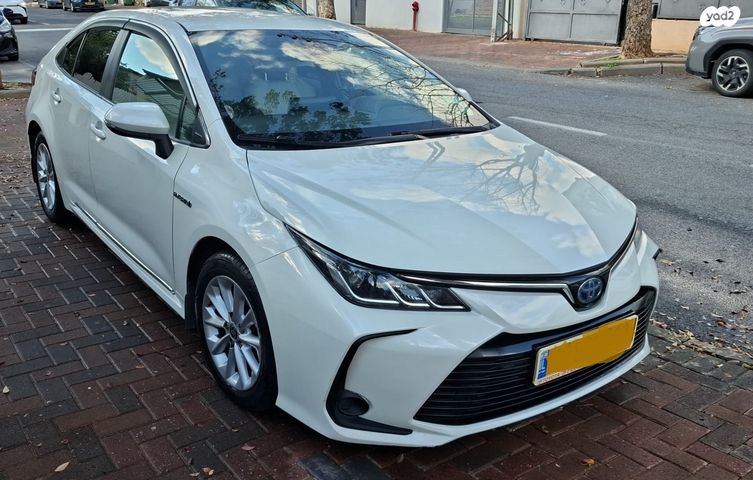 מודעת רכב טויוטה קורולה