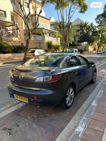 מאזדה 3