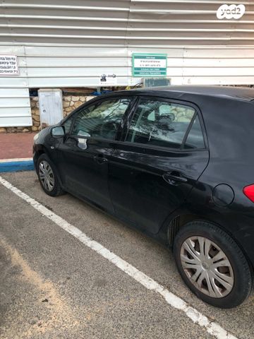 טויוטה אוריס