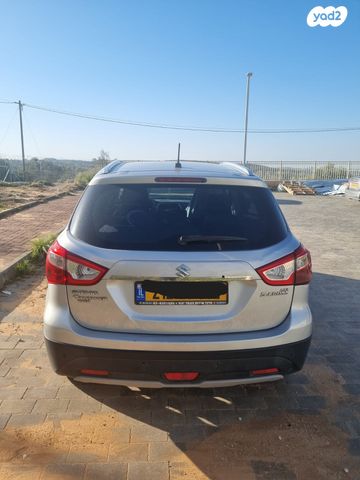 סוזוקי קרוסאובר