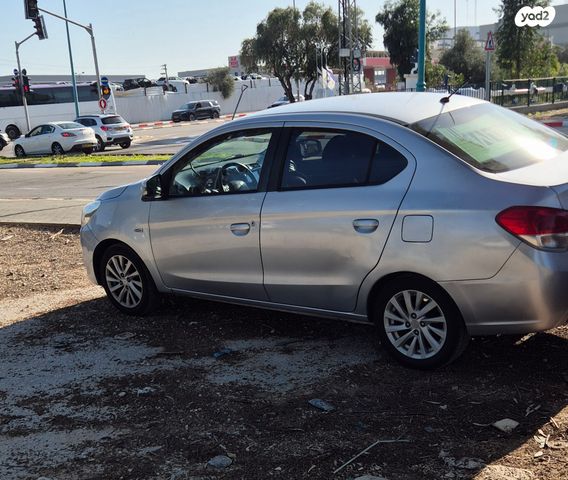 מודעת רכב מיצובישי אטראז'