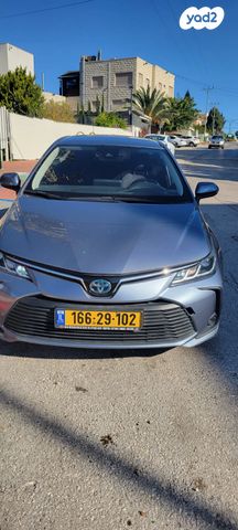 מודעת רכב טויוטה קורולה