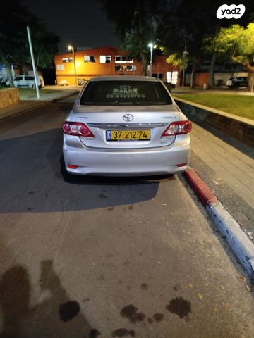 טויוטה קורולה