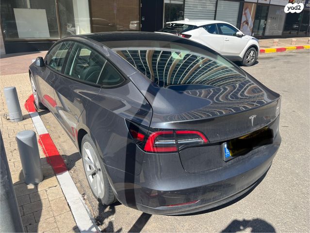 טסלה מודל 3