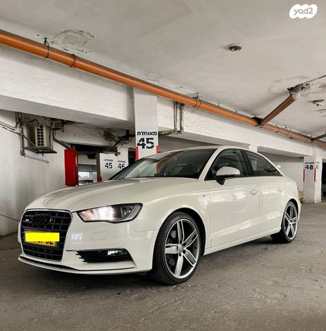 מודעת רכב אאודי A3