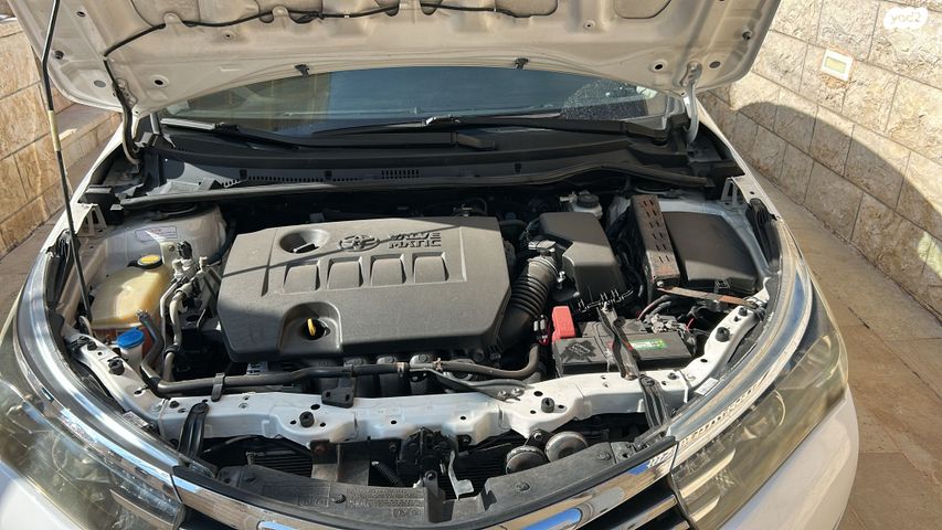 מודעת רכב טויוטה קורולה