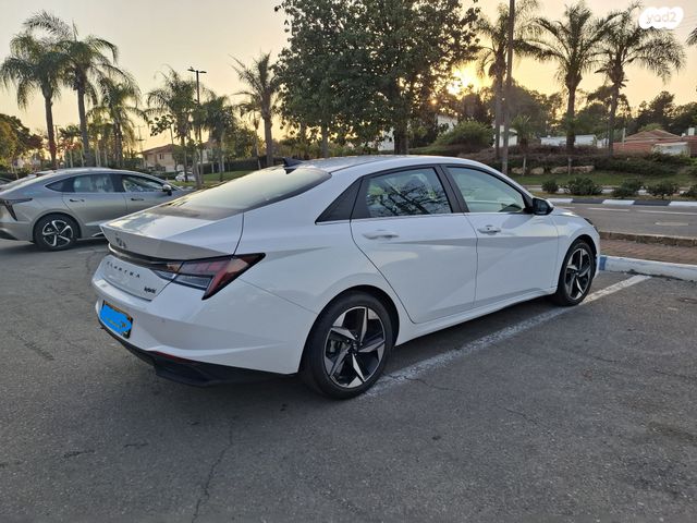 יונדאי אלנטרה