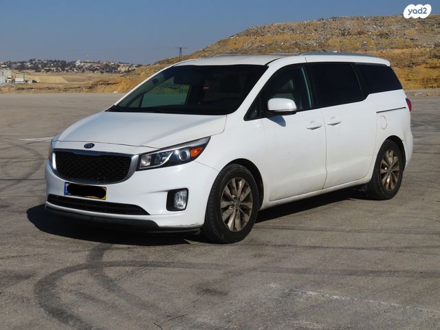 מודעת רכב קיה קרניבל