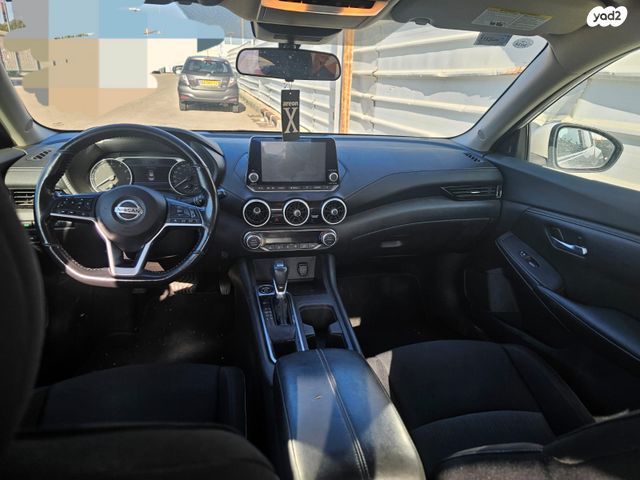 ניסאן סנטרה