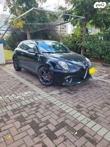 מודעת רכב אלפא רומיאו מיטו