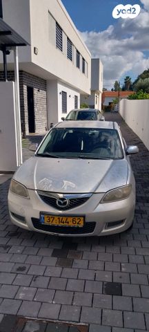 מודעת רכב מאזדה 3