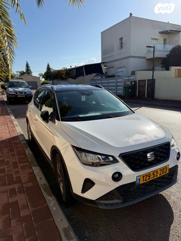 מודעת רכב סיאט ארונה
