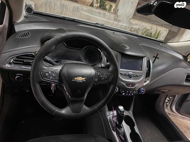 שברולט קרוז