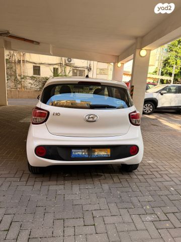 יונדאי i10