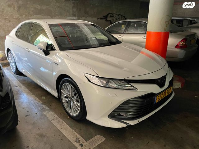 מודעת רכב טויוטה קאמרי