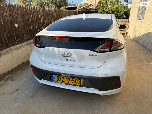 יונדאי איוניק