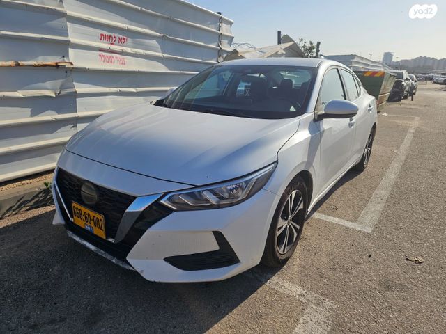 ניסאן סנטרה