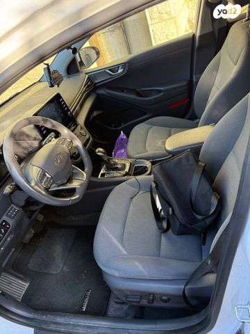 יונדאי איוניק