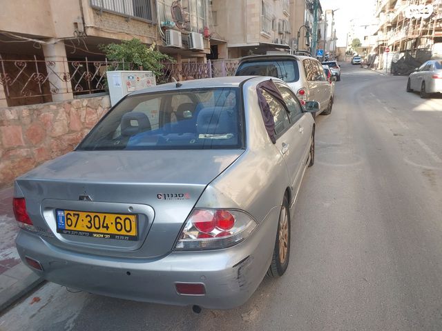 מודעת רכב מיצובישי לנסר