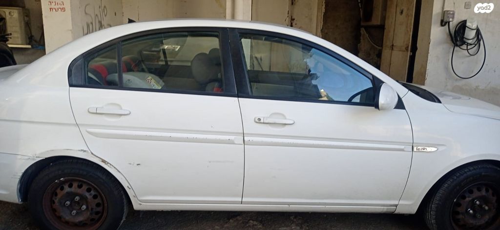 יונדאי אקסנט i25