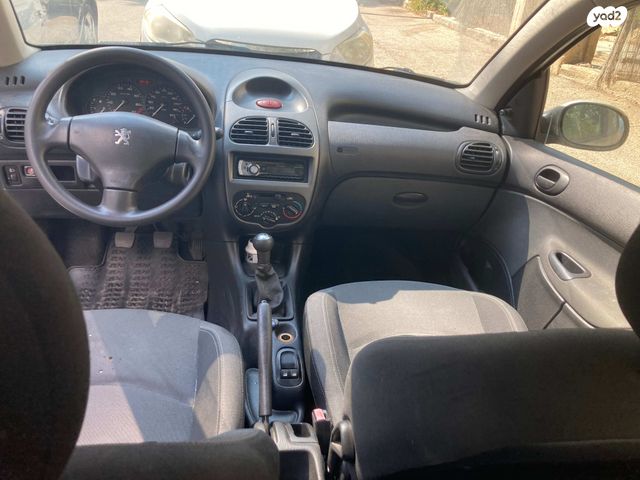 מודעת רכב פיג'ו 206