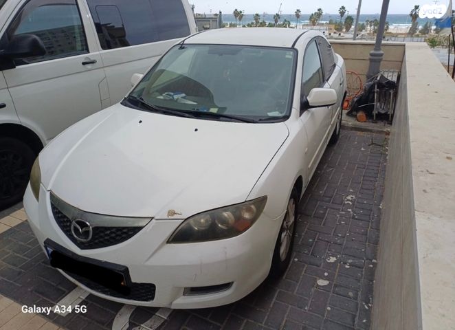 מודעת רכב מאזדה 3