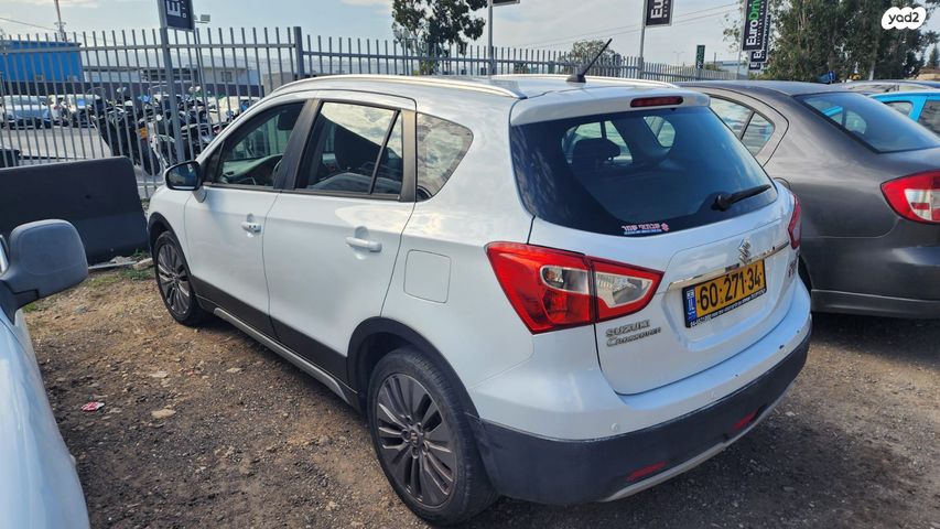 סוזוקי קרוסאובר