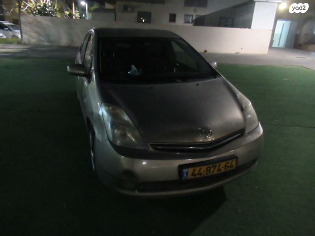 מודעת רכב טויוטה פריוס