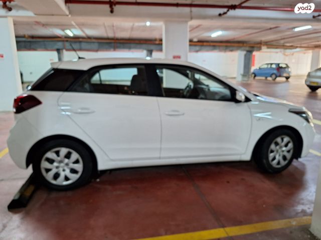 מודעת רכב יונדאי i20