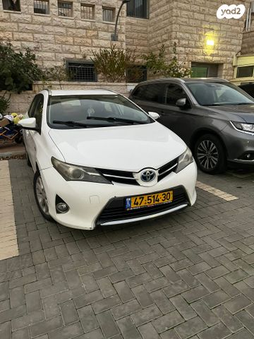 מודעת רכב טויוטה אוריס