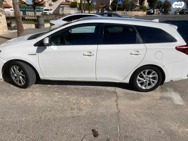 טויוטה אוריס