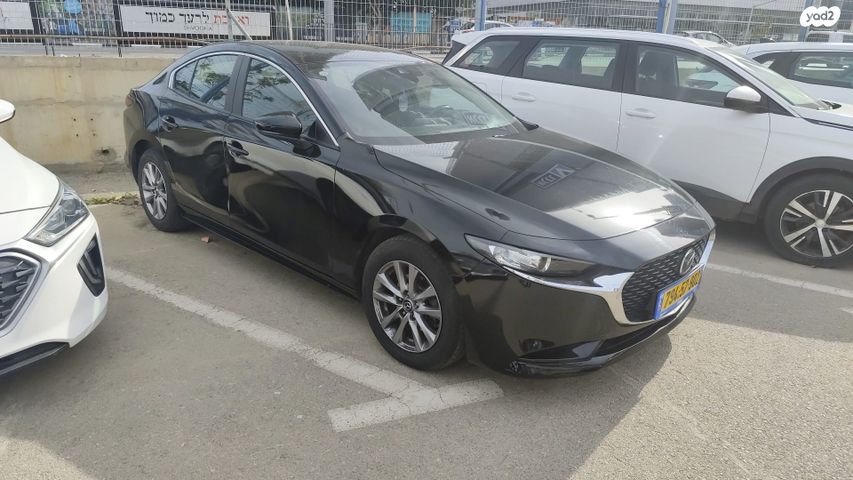 מודעת רכב מאזדה 3