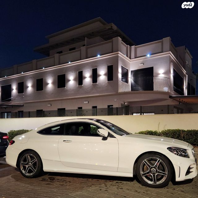 מודעת רכב מרצדס-בנץ C-class