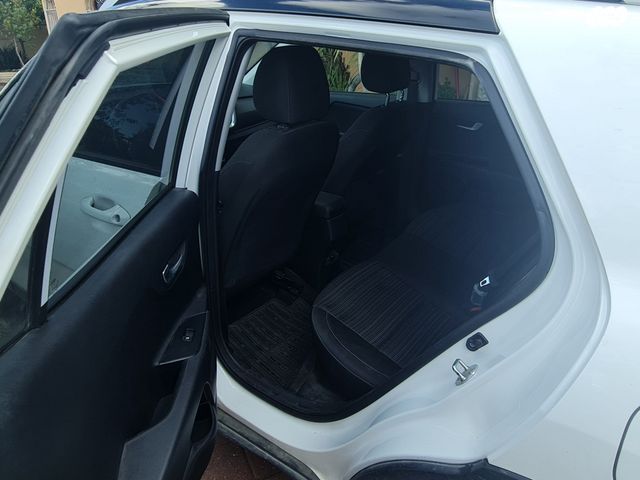 מודעת רכב קיה סטוניק