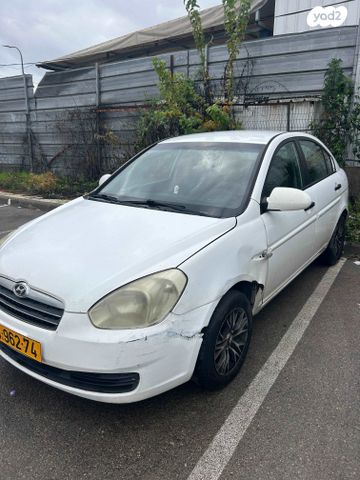 יונדאי אקסנט i25