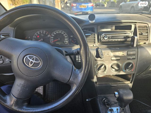 טויוטה קורולה