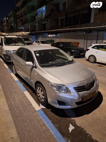 טויוטה קורולה
