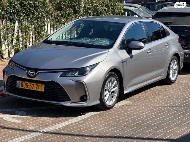 מודעת רכב טויוטה קורולה