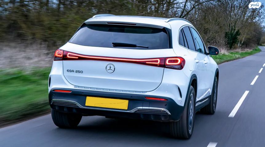 מודעת רכב מרצדס-בנץ EQA