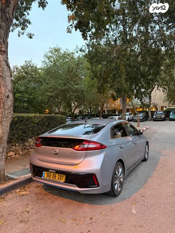 יונדאי איוניק